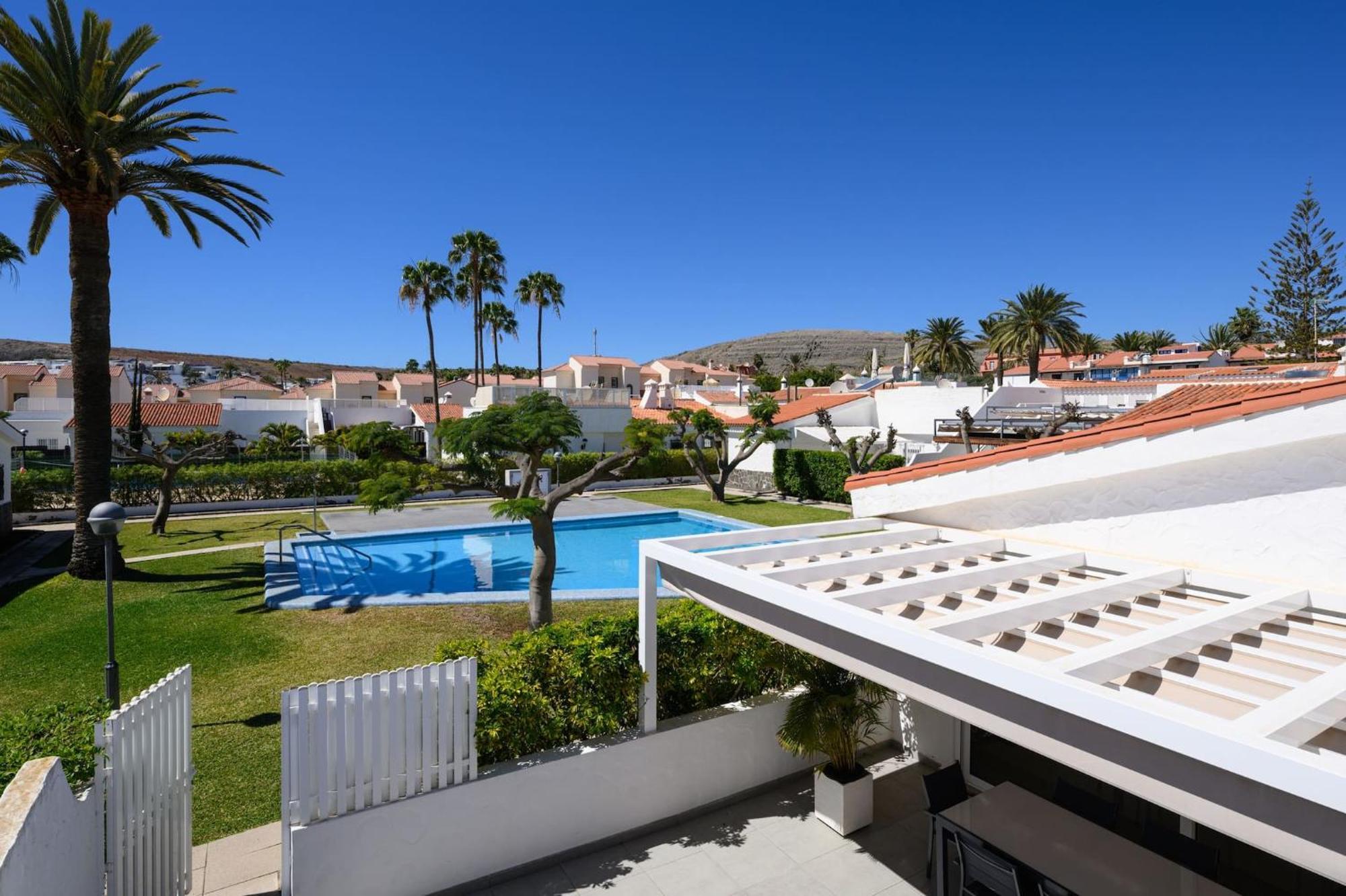 Farovela Suites Pasito Blanco Exterior foto